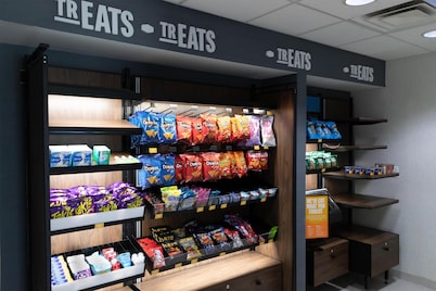 Hampton Inn & Suites Jennings