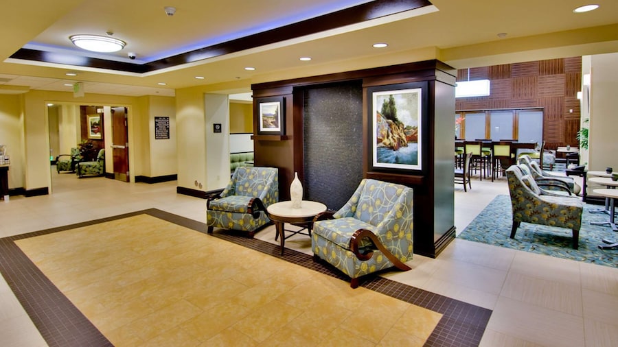 Hampton Inn & Suites Moreno Valley