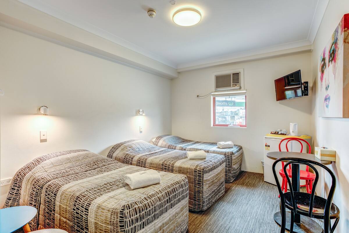 Desk, iron/ironing board (on request), WiFi (free), bed sheets
