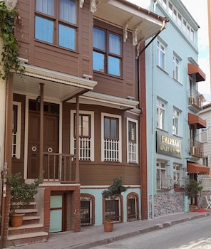 Emirhan Inn Apartment & Suites
