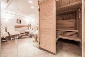 Sauna, steam room, massage/treatment rooms, massages