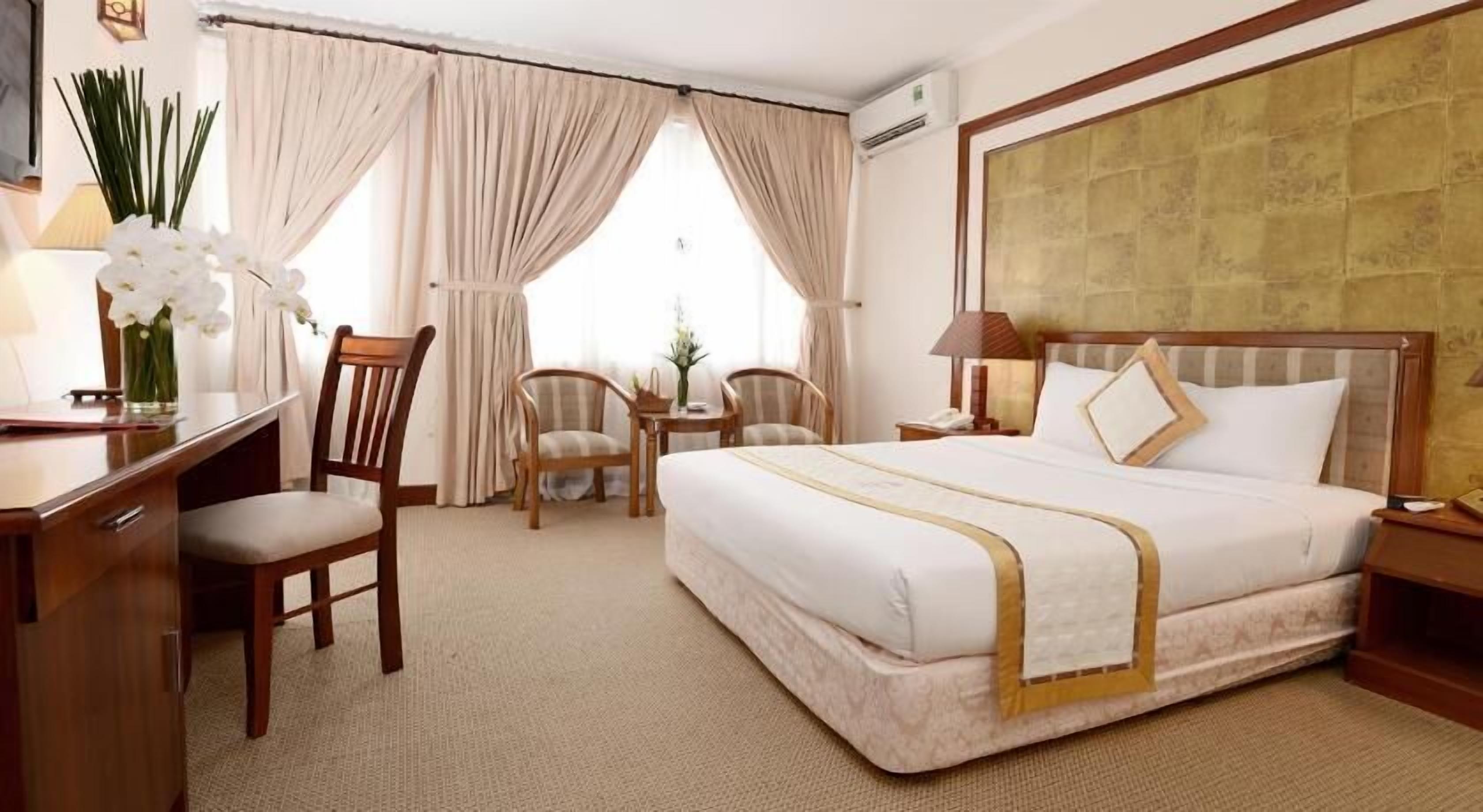 In-room safe, free WiFi, bed sheets, wheelchair access
