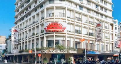 Arc En Ciel Hotel