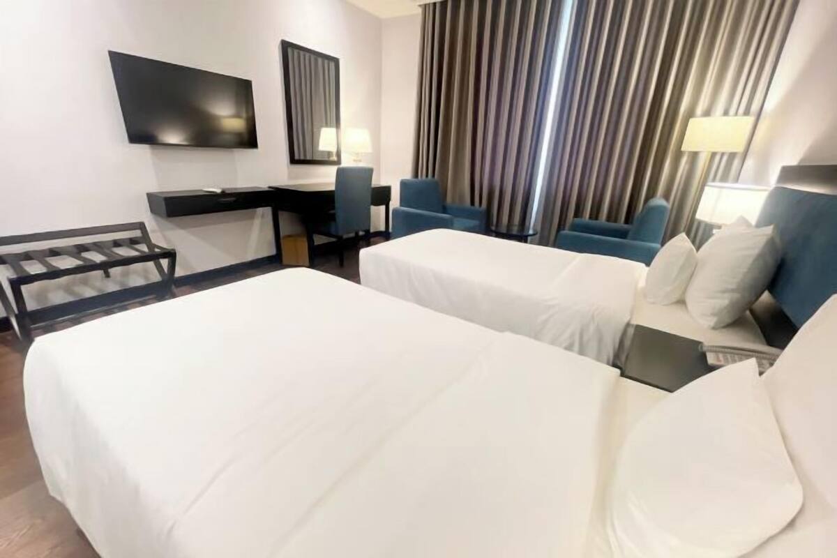 Minibar, desk, blackout curtains, free WiFi