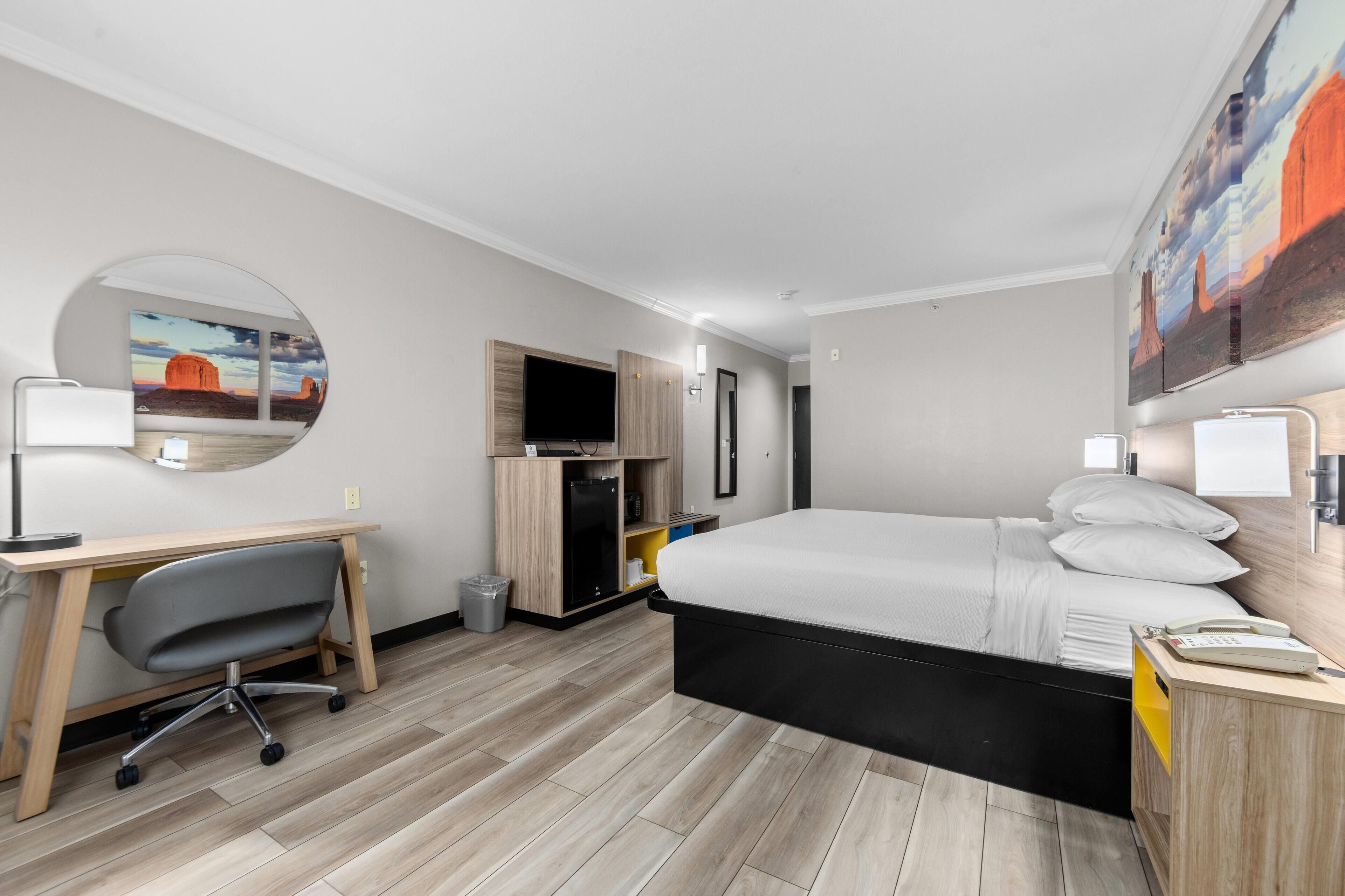 Desk, iron/ironing board, free WiFi, bed sheets