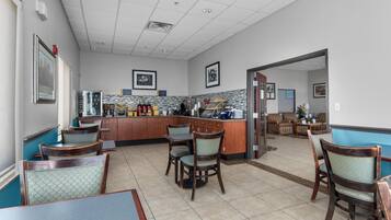 Free daily continental breakfast
