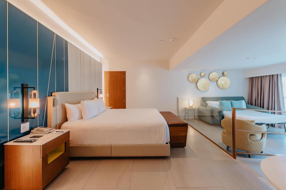 Minibar, coffres-forts dans les chambres, décoration personnalisée