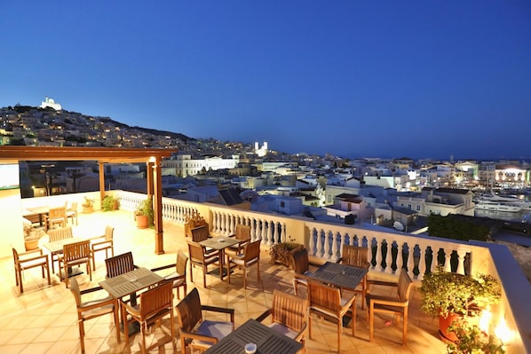 Balcony - Aigli Hotel Syros (Syros)
