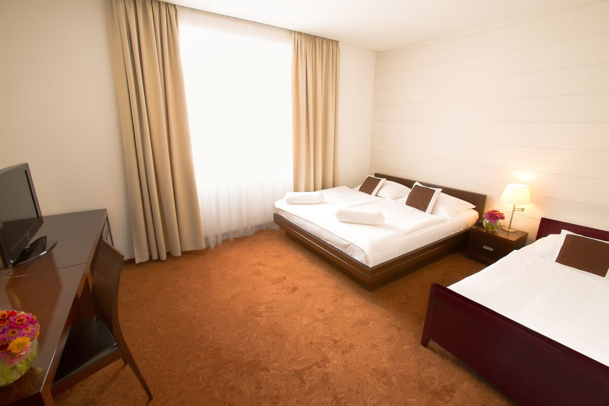 Dreibettzimmer
