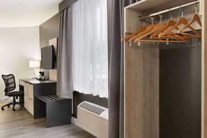 Luxe beddengoed, een bureau, een strijkplank/strijkijzer, gratis wifi