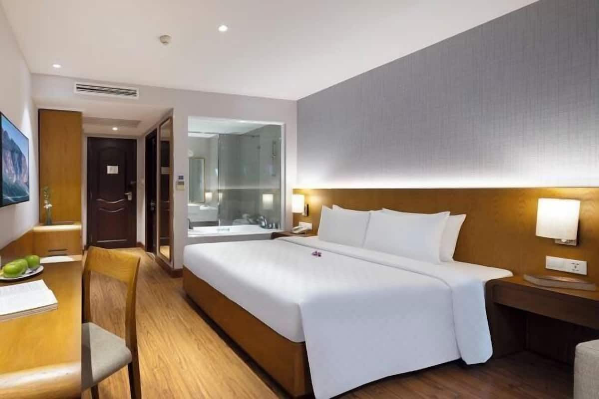 1 habitación y artículos del minibar gratis