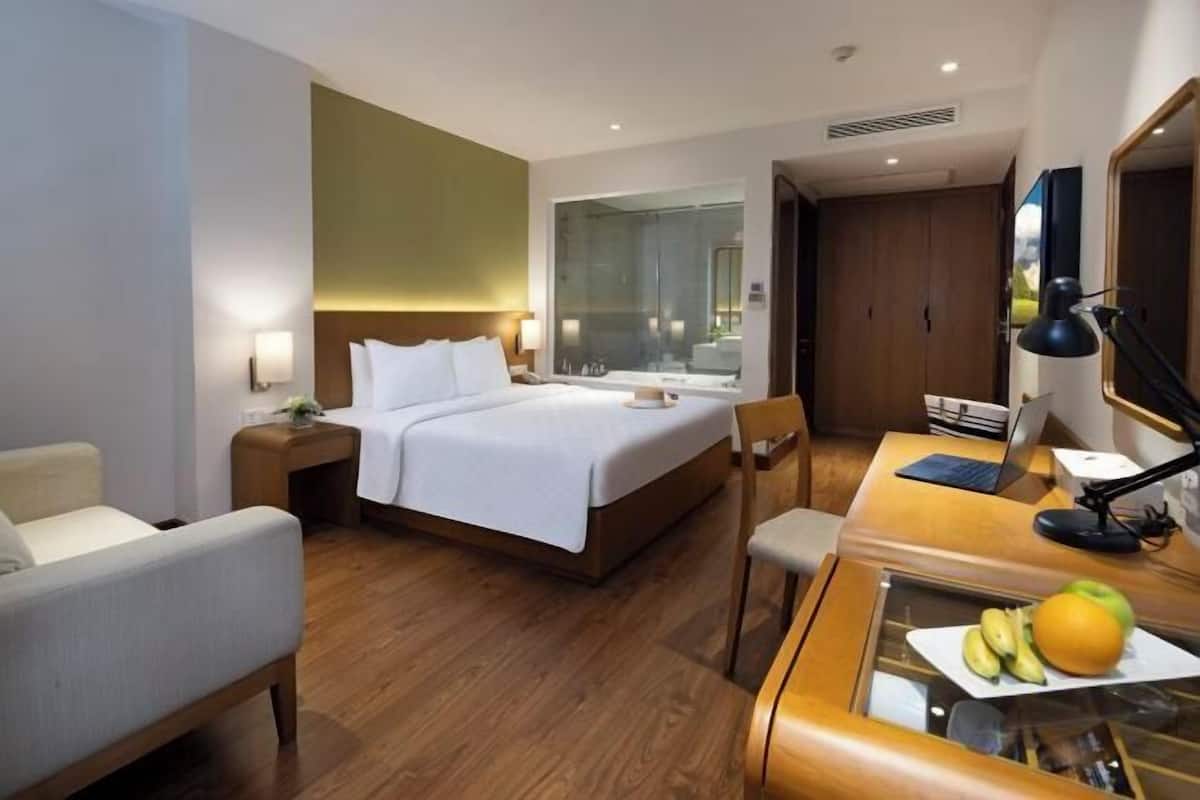 1 habitación y artículos del minibar gratis