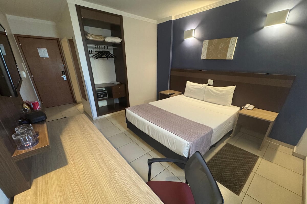 Minibar, in-room safe, blackout drapes, soundproofing