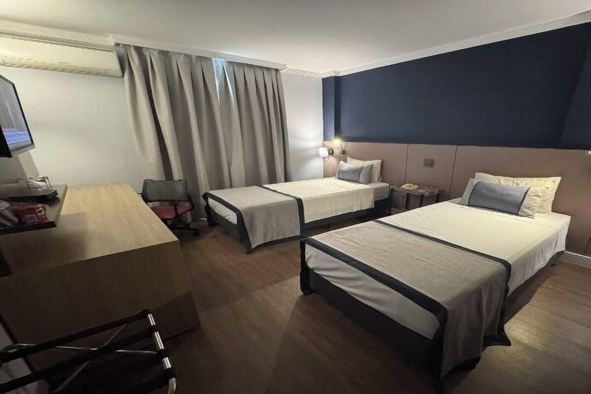 Chambre Exécutive avec lits jumeaux | Minibar, coffres-forts dans les chambres