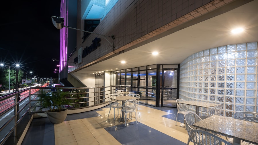Abbeville Hotel