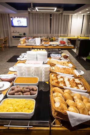 Petit déjeuner buffet compris tous les jours
