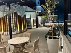 Breakfast, lunch, dinner served; international cuisine  - Abbeville Hotel (São Luís)