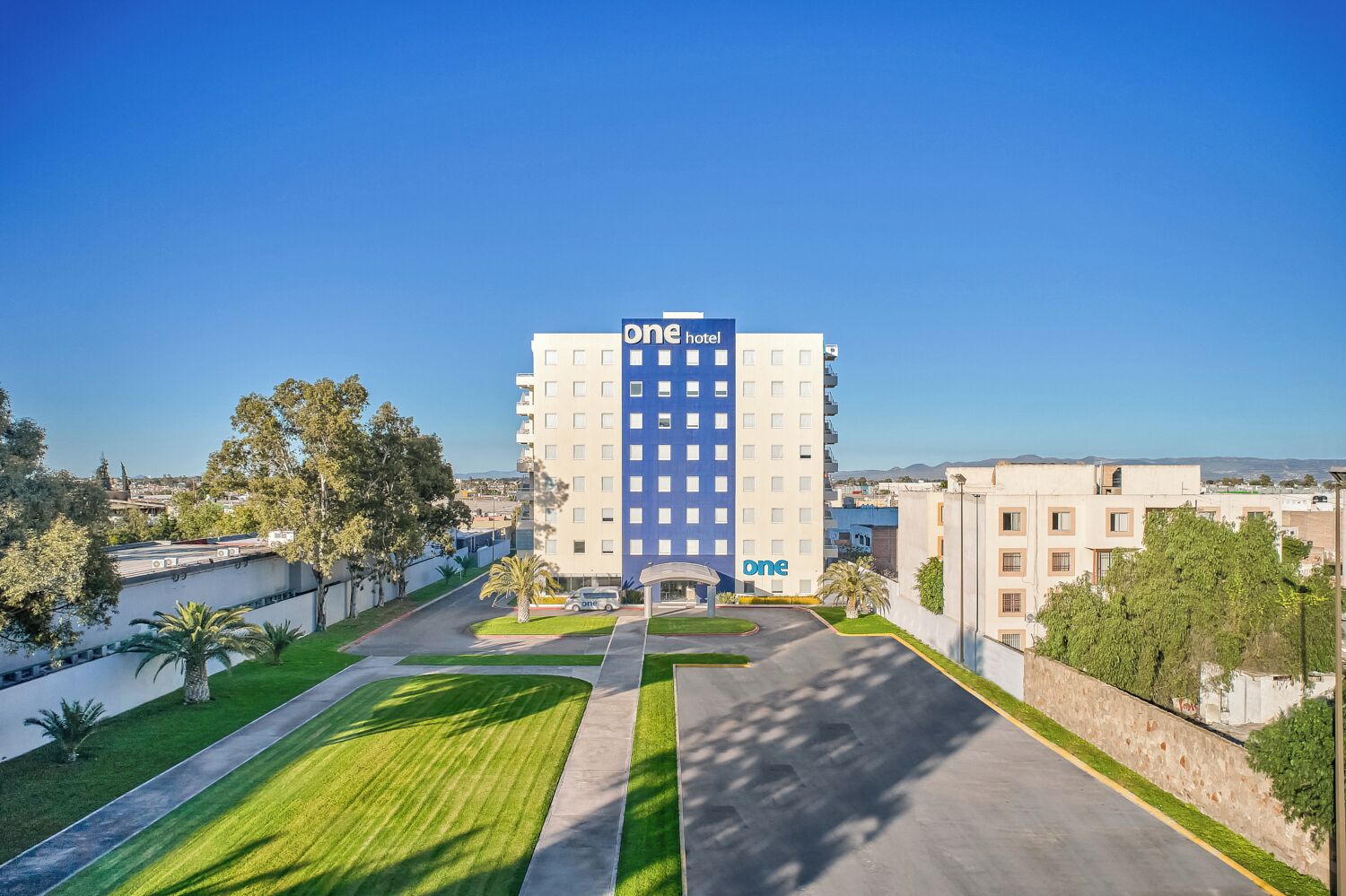 المنشأة من الخارج