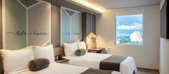 One San Luis Potosi Glorieta Juarez