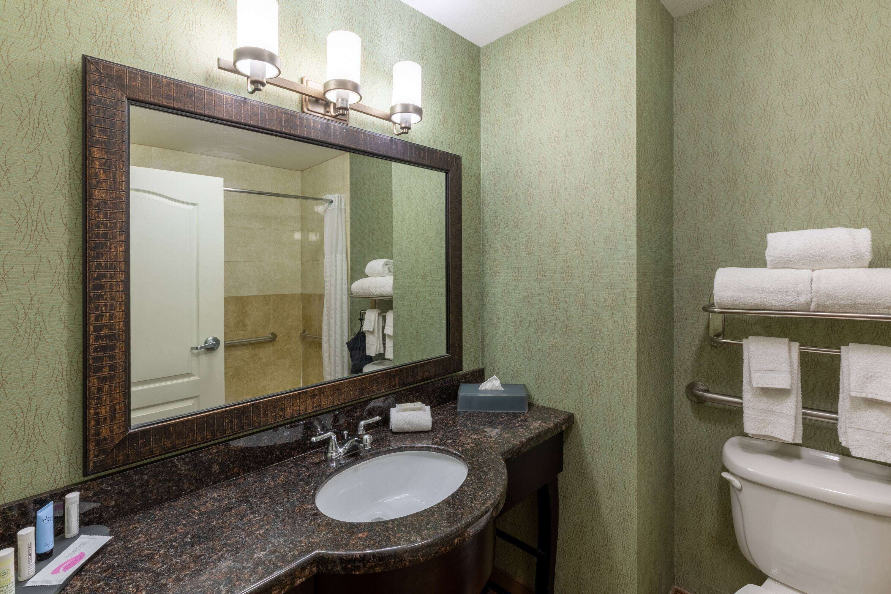 Photo - La Quinta by Wyndham Fort Worth - Lake Worth