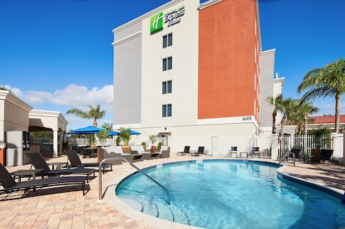 Holiday Inn Express & Suites Port St. Lucie West by IHG