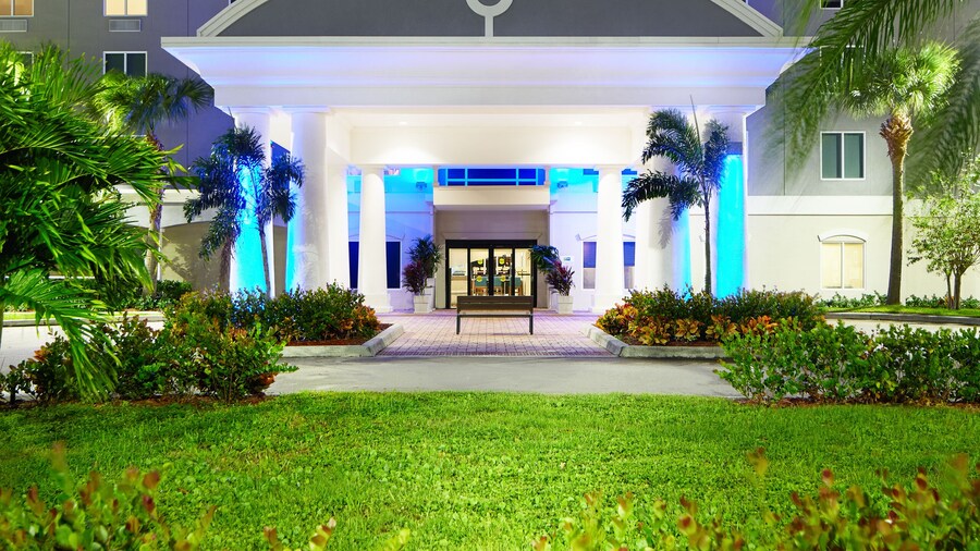 Holiday Inn Express & Suites Port St. Lucie West by IHG