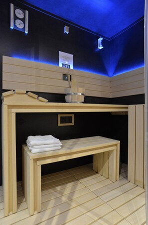 Turkish bath/hammam, facials, massages - Hotel Almoria (Deauville)