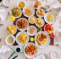 Desayuno continental todos los días (con cargo)