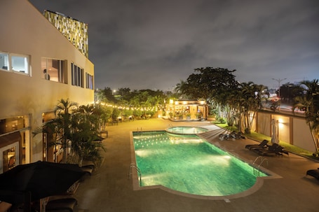 Outdoor pool, sun loungers