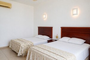 Standard Room, 2 Double Beds | Hypo-allergenic bedding available, in-room safe, desk