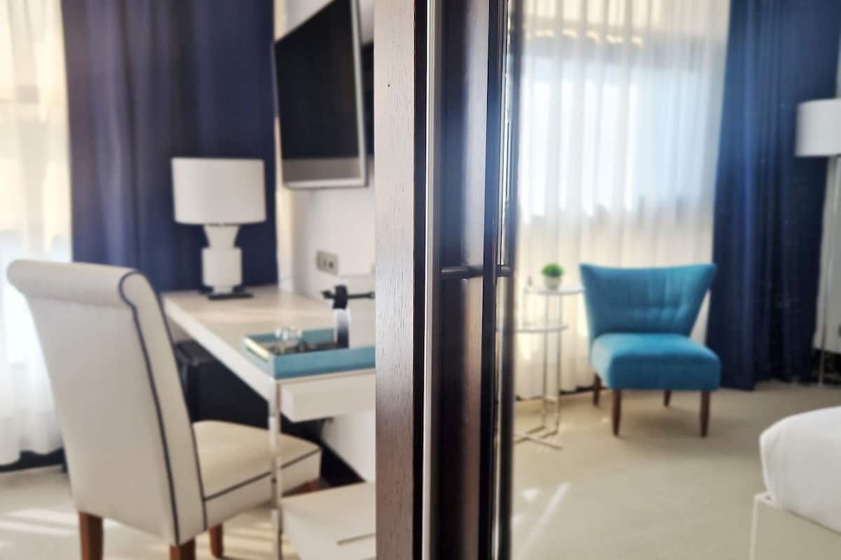 in-room safe, desk, blackout curtains, soundproofing