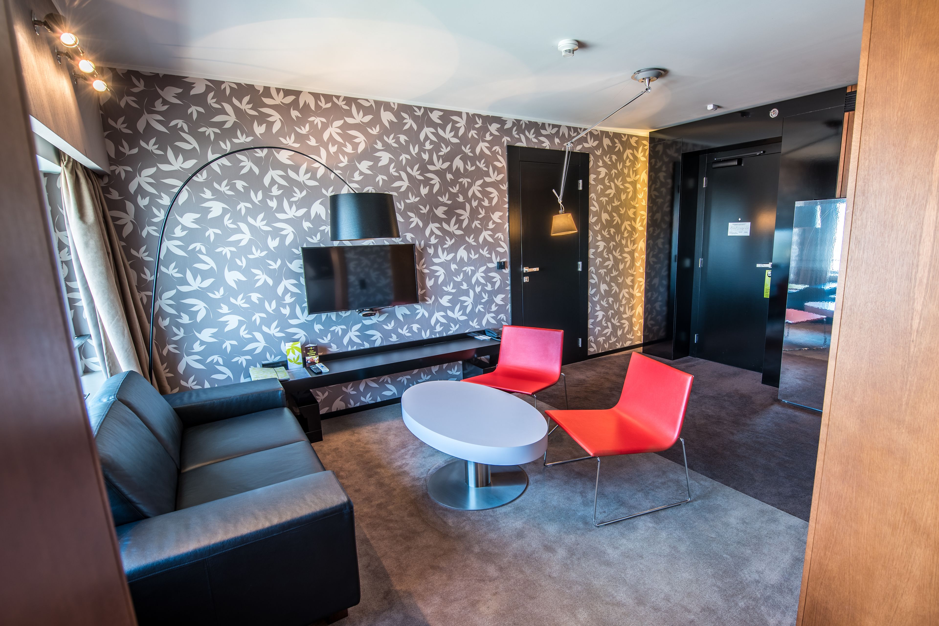 junior suite | living room | lcd tv, pay films