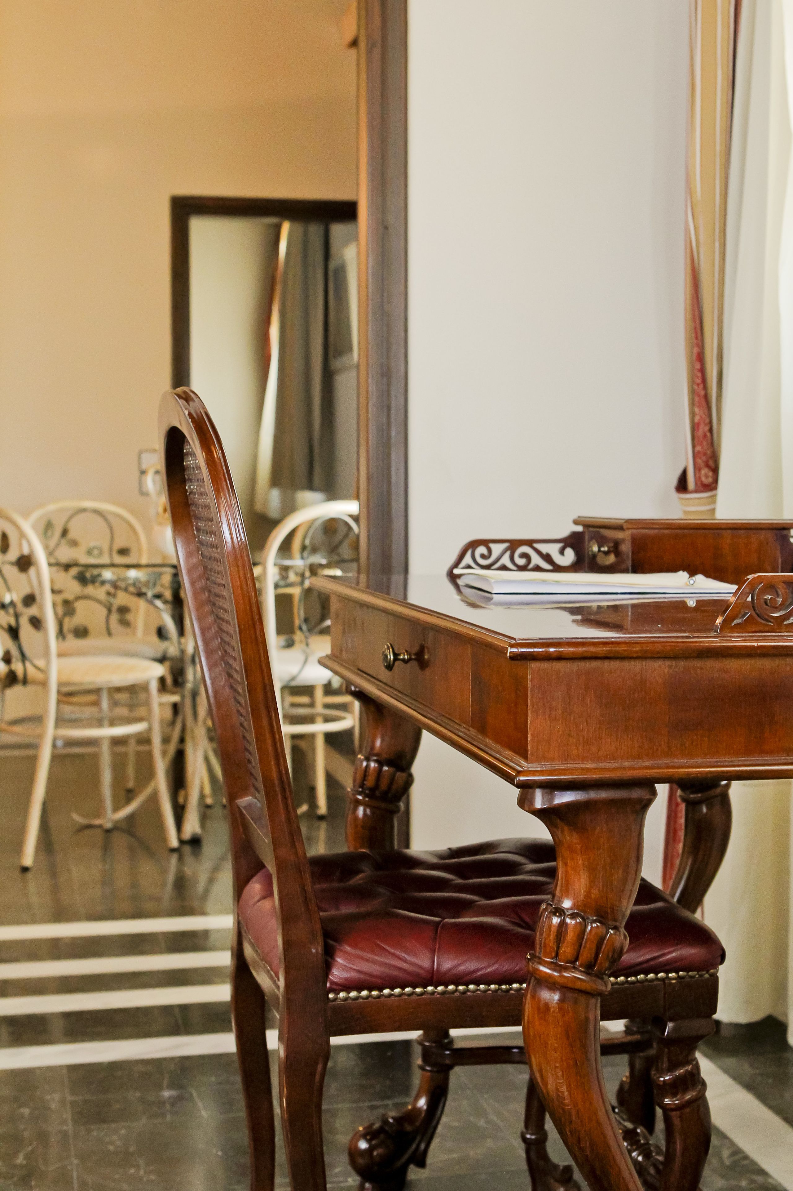 suite | living area | 23-inch lcd tv with satellite channels, tv