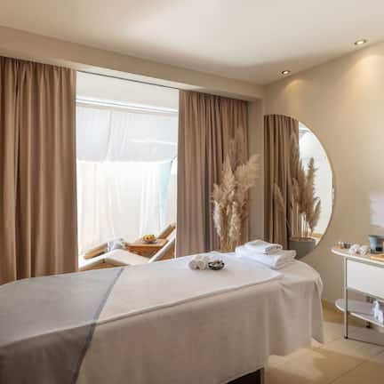 Sauna, steam room, body treatments, facials, 10 treatment rooms