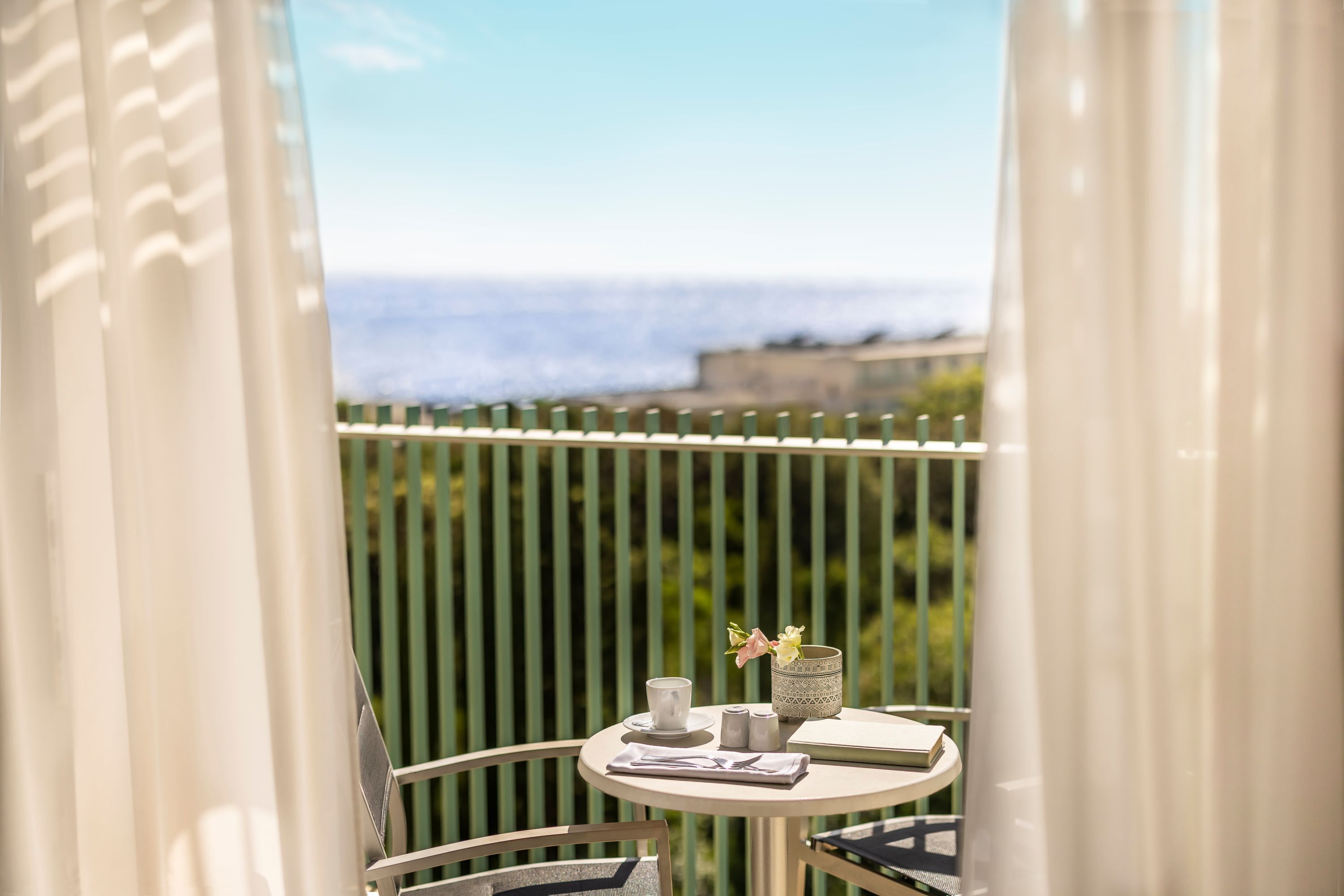 Superior Room for 2+1 Seaside | Vistas del balcón