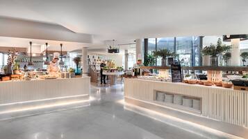 Gratis frukostbuffé varje dag