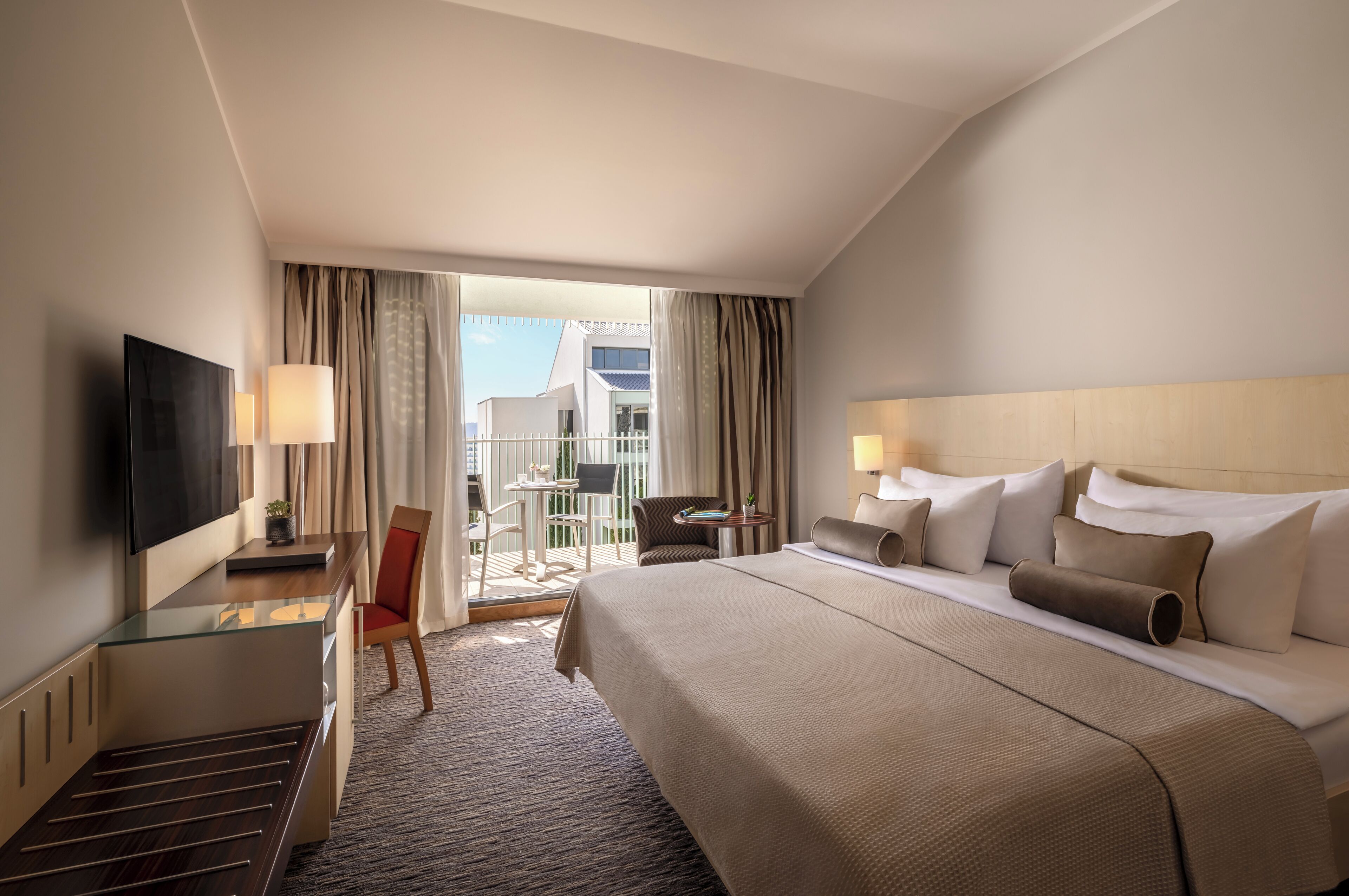 superior room for 2+1 seaside | minibar, in-room safe, desk, cots/infant beds