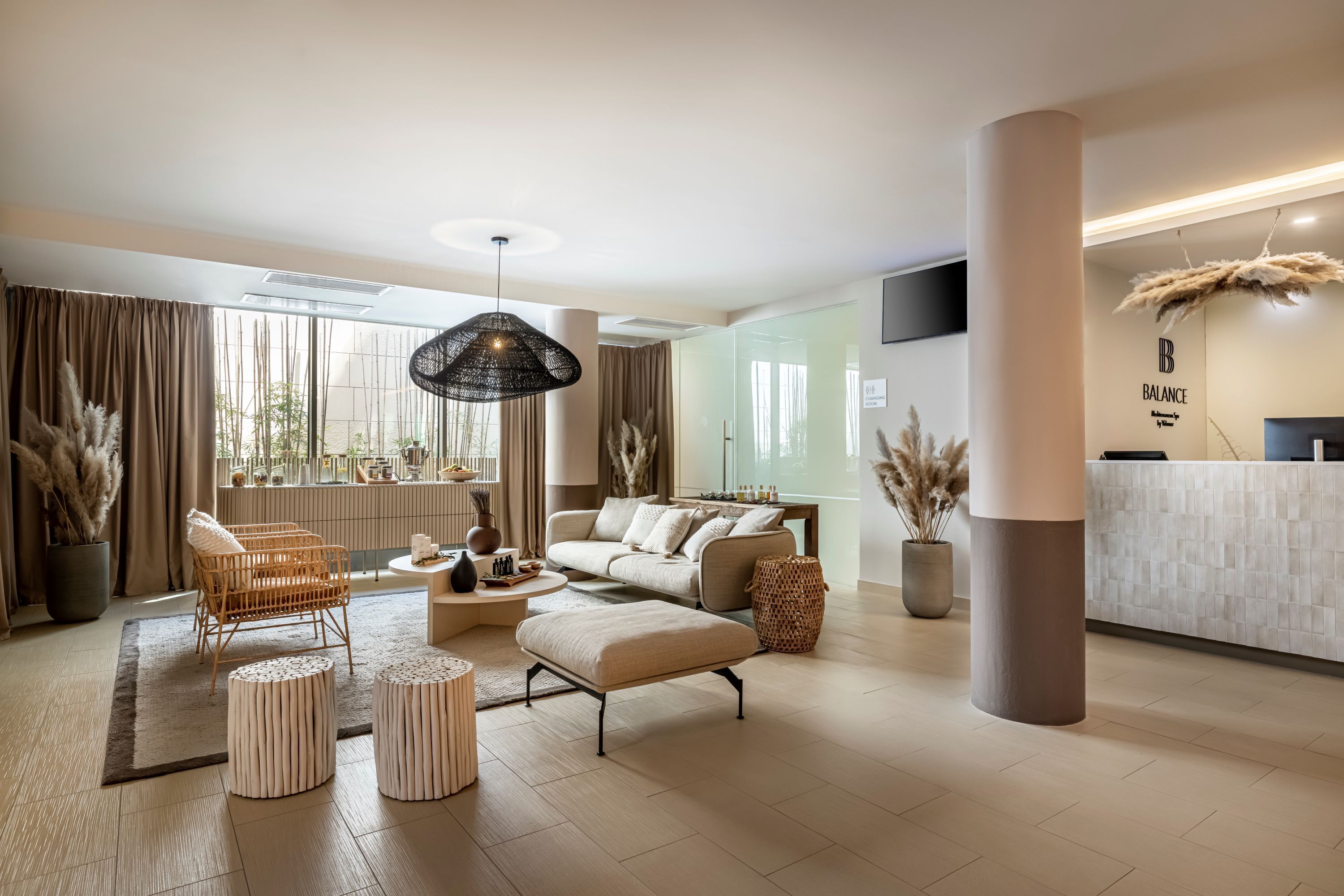 sauna, steam room, body treatments, facials, 10 treatment rooms