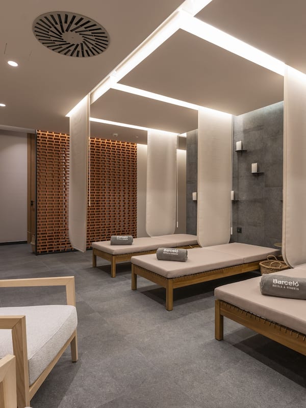 Body treatments, aromatherapy, hot stone massages, sports massages
