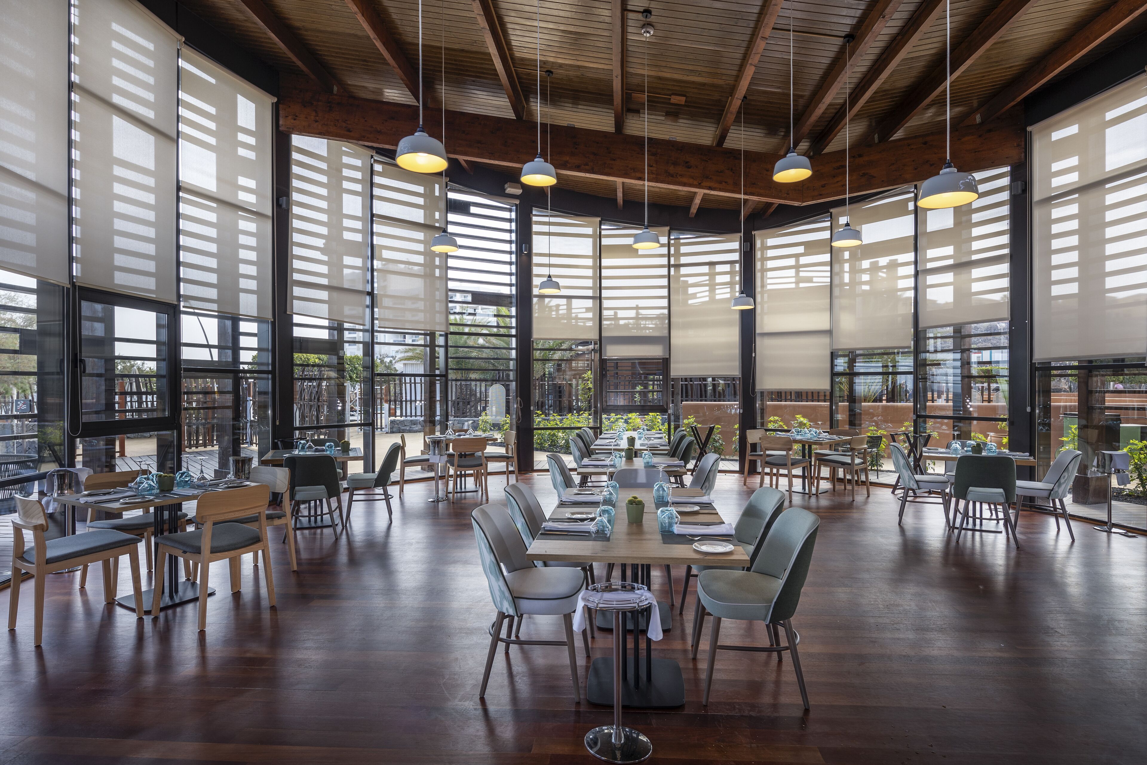 3 restaurants, breakfast, lunch, dinner served; mediterranean cuisine