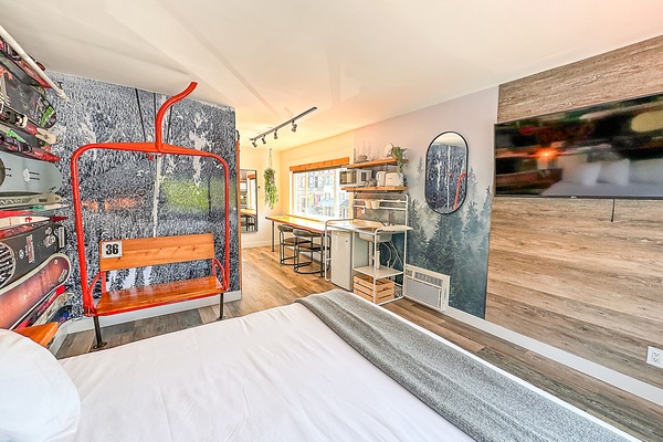 Design Room, 1 King Bed, Kitchenette, Mountain View | Minibar, individually decorated, blackout curtains, free WiFi