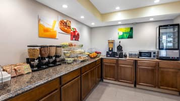 Free daily continental breakfast