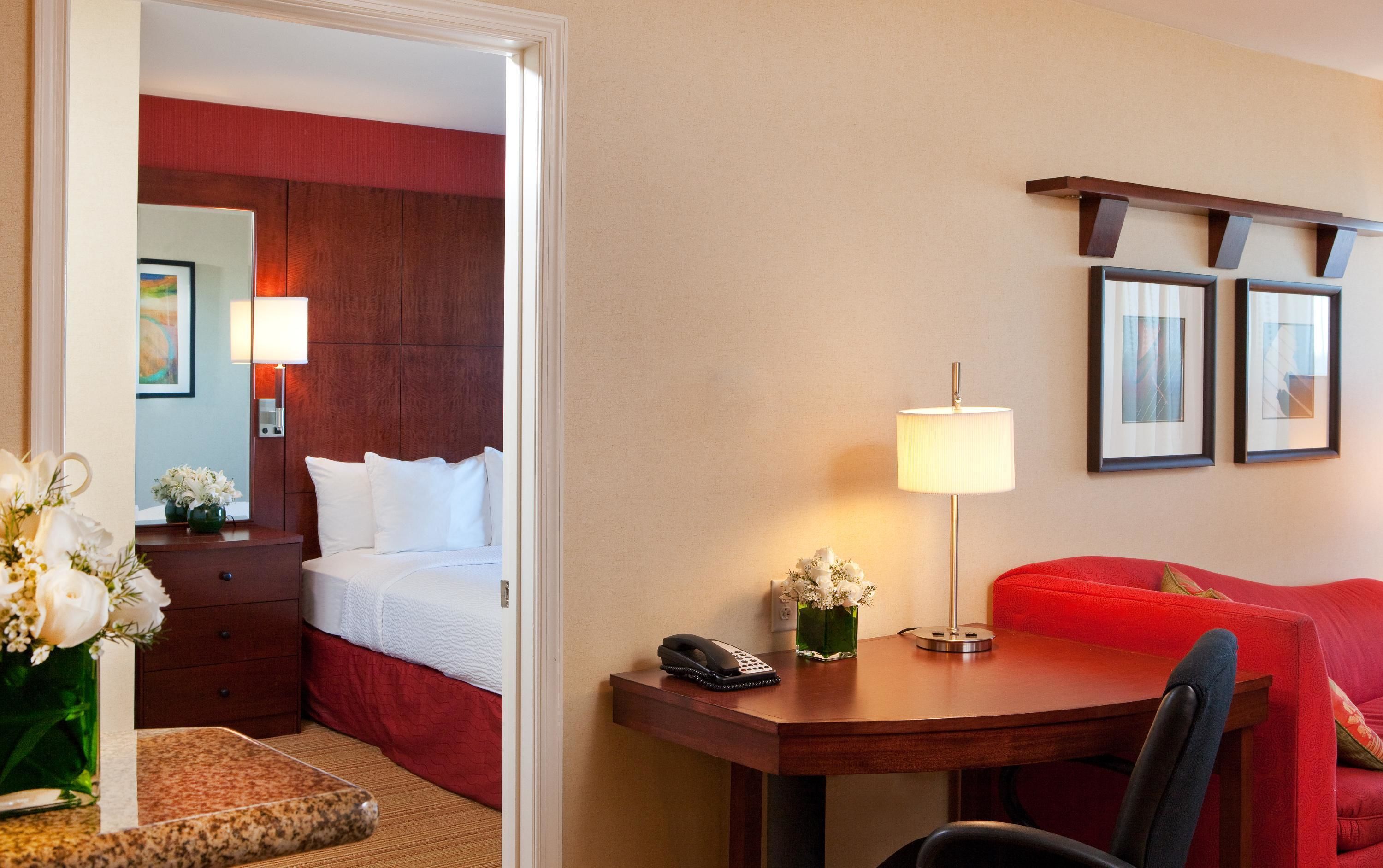 1 bedroom, in-room safe, desk, iron/ironing board