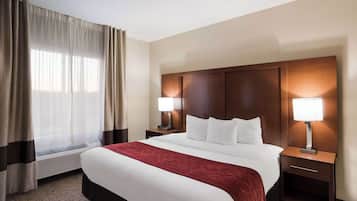 In-room safe, individually decorated, individually furnished, desk