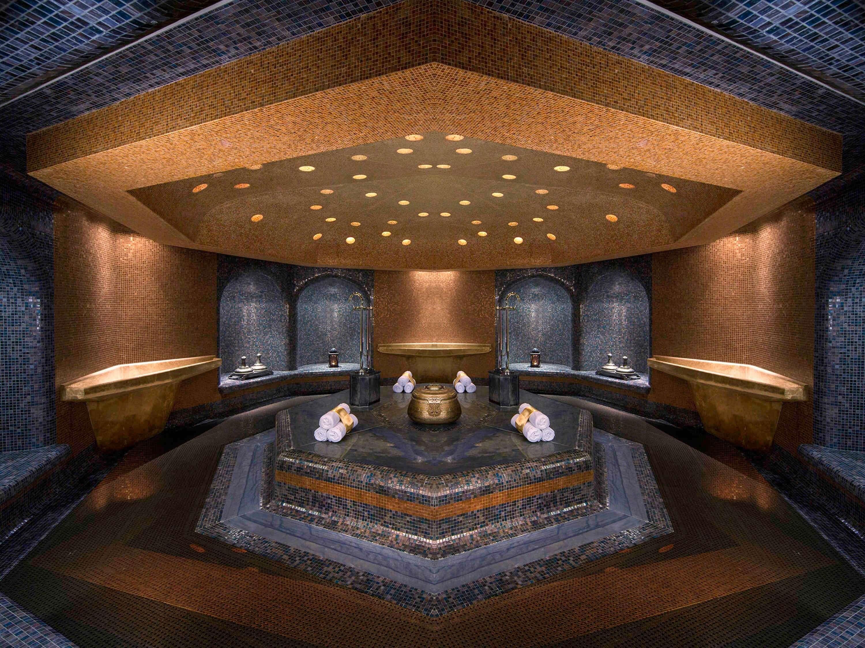 Couples treatment rooms, sauna, Turkish bath, body treatments