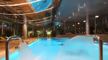 Piscine couverte
