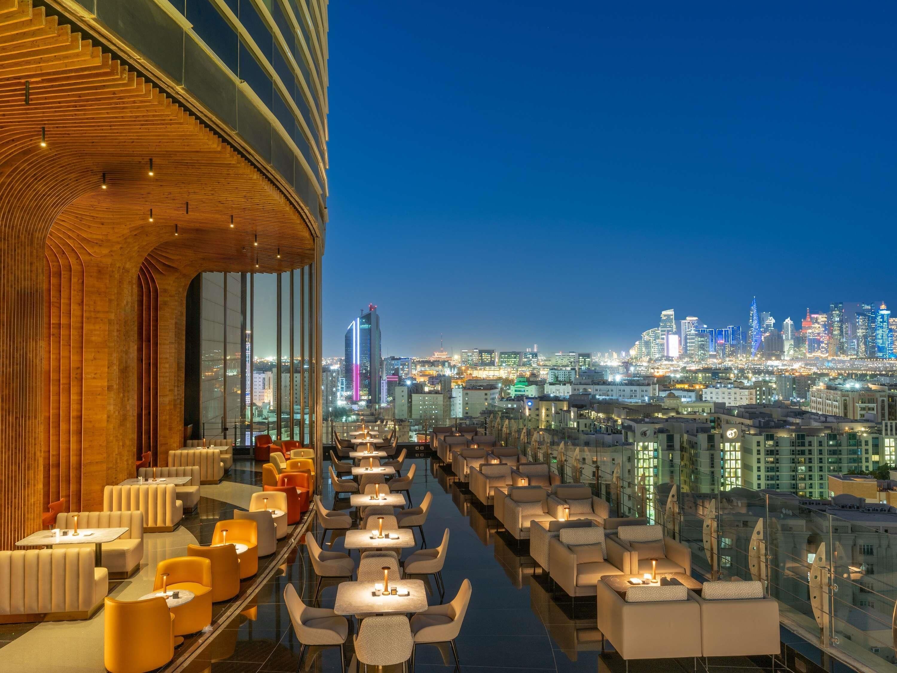 3 bars/lounges, poolside bar