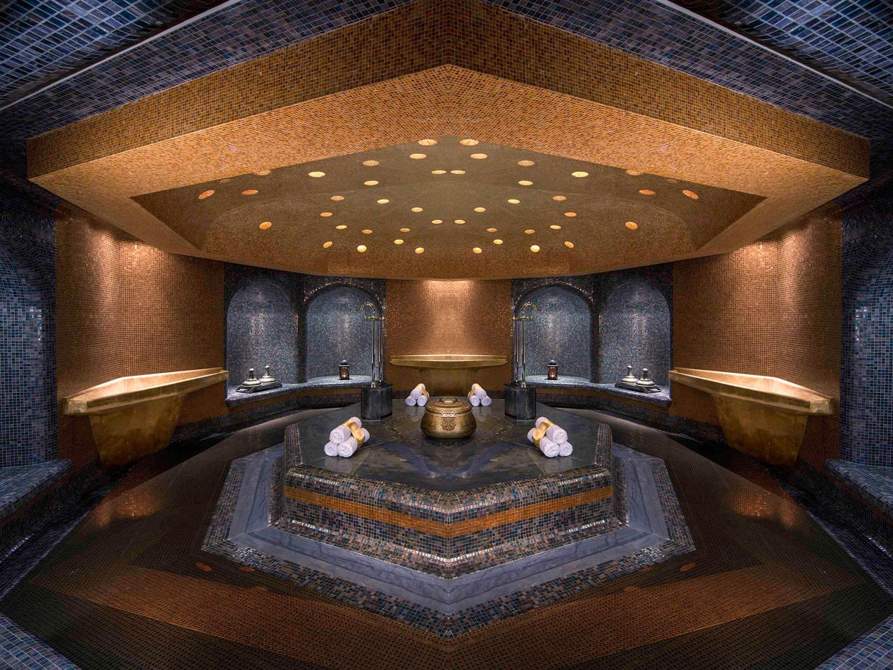 Couples treatment rooms, sauna, Turkish bath, body treatments