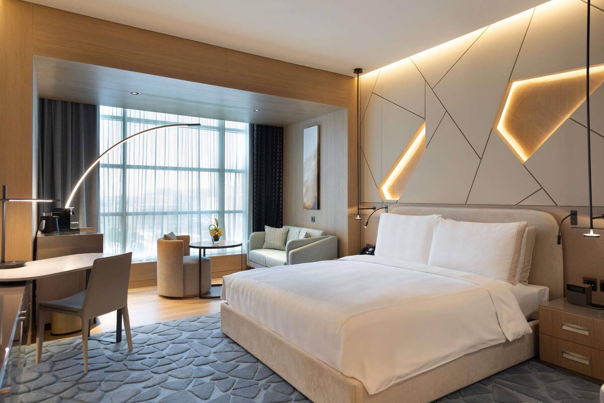 Chambre Premium, 1 très grand lit, vue ville