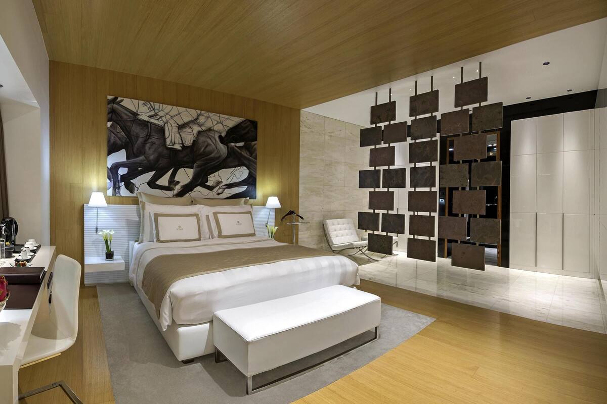 Suite, 1 Bedroom (Diplomatic) | Premium bedding, down comforters, minibar, in-room safe